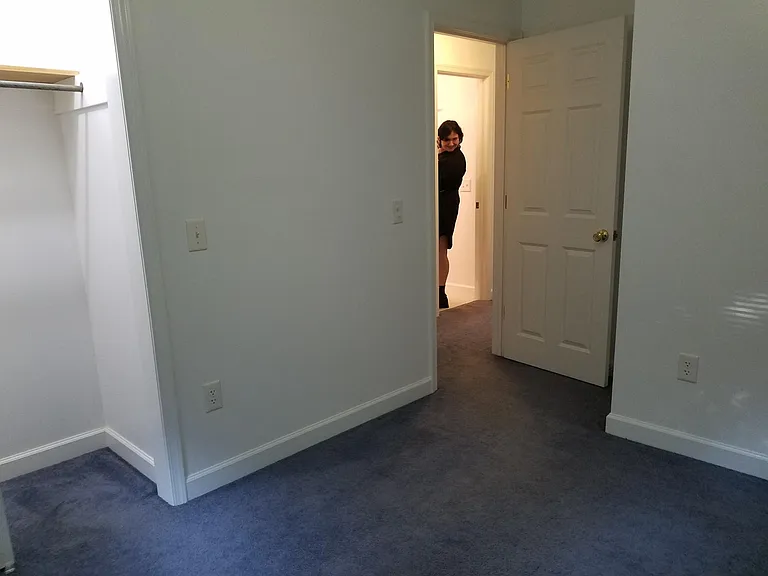 Closet to 2nd bedroom.