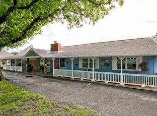 1511 N Oakwood Rd, Enid, OK 73703