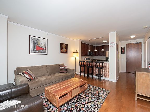3rd image of 201 N Westshore Dr APT 2304