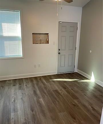 5th image of 2312 S Robertson St #1