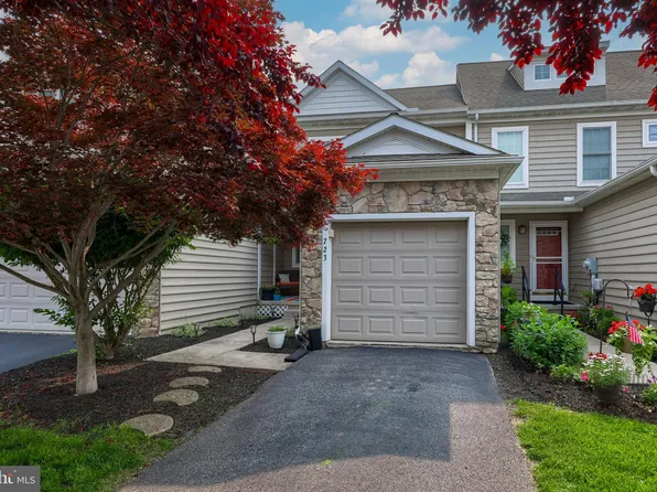 723 Keller Dr, Lititz, PA 17543