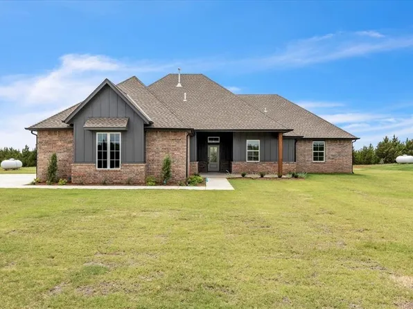 9669 Regado Ct, Guthrie, OK 73044