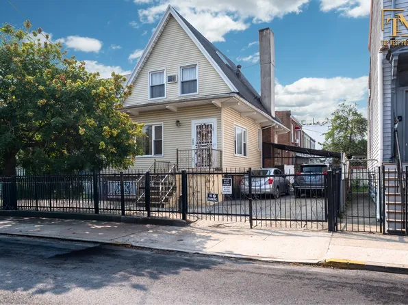 200 Mckinley Avenue image 1 of 17