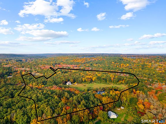 4th image of 26 Potash Hill Road