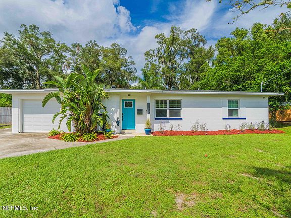 3rd image of 5779 CEDAR FOREST Drive N