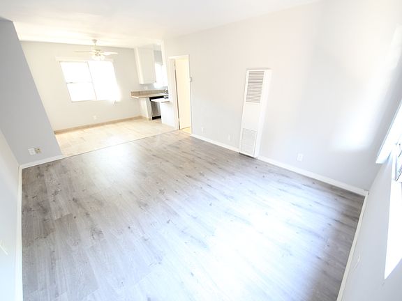 2nd image of 1518 9th St APT C