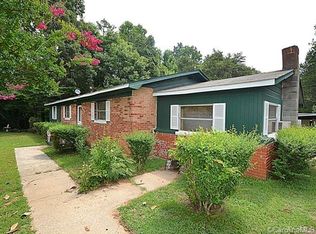 1101 Breezewood Dr, Charlotte, NC 28262