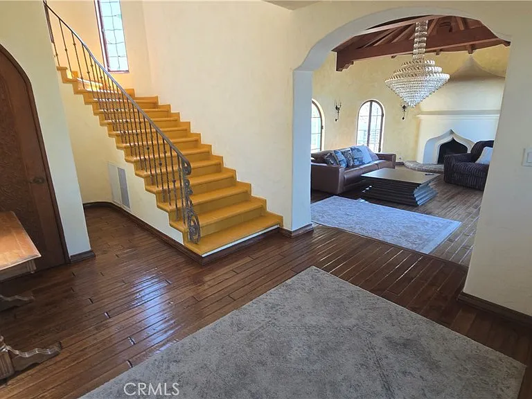 17501 Castellammare Dr — Photo 2