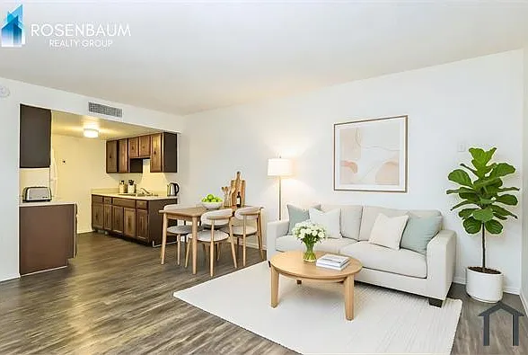 2625 N Alvernon Way #D3 — Photo 1