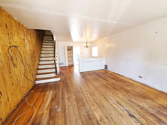 2nd image of 1352 E 105th St