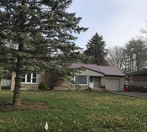 5th image of 108 W Stark St