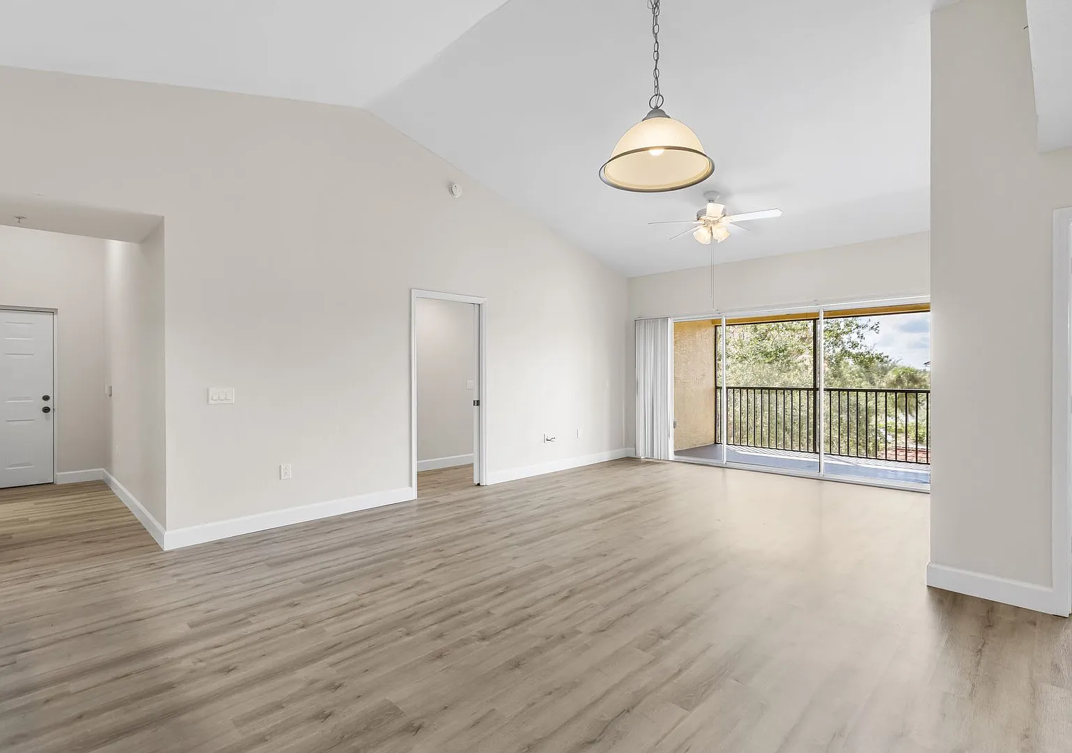 ** Fairway Preserve ** 3 Bed / 2 Bath - Condo - North Naples - Pets Ok! - Annual Rental — Photo 4