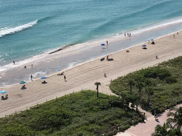 6061 Collins Ave APT 16E, Miami Beach, FL 33140