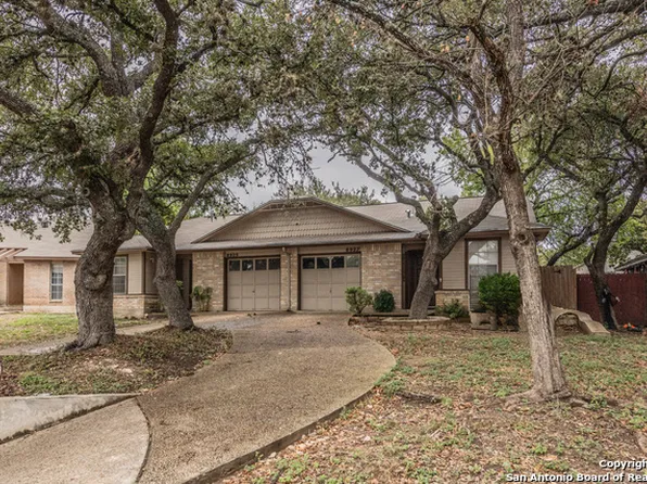 8927 Emerald Spg, San Antonio, TX 78250
