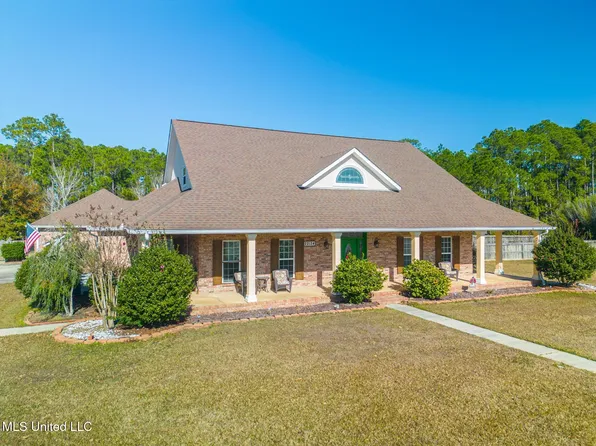 22124 Abbey Rd, Pass Christian, MS 39571