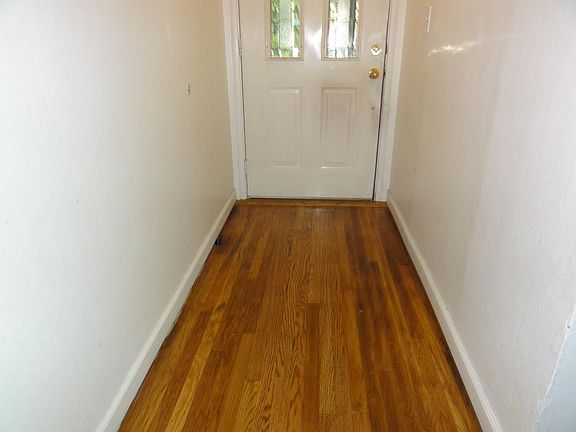 4th image of 2628 Van Winkle Ln