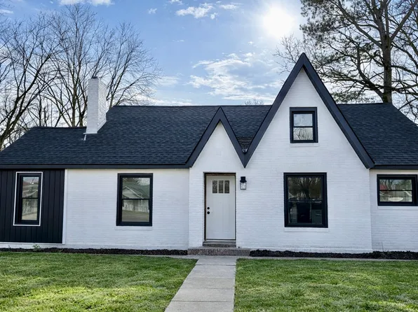 206 W Main St, Hohenwald, TN 38462