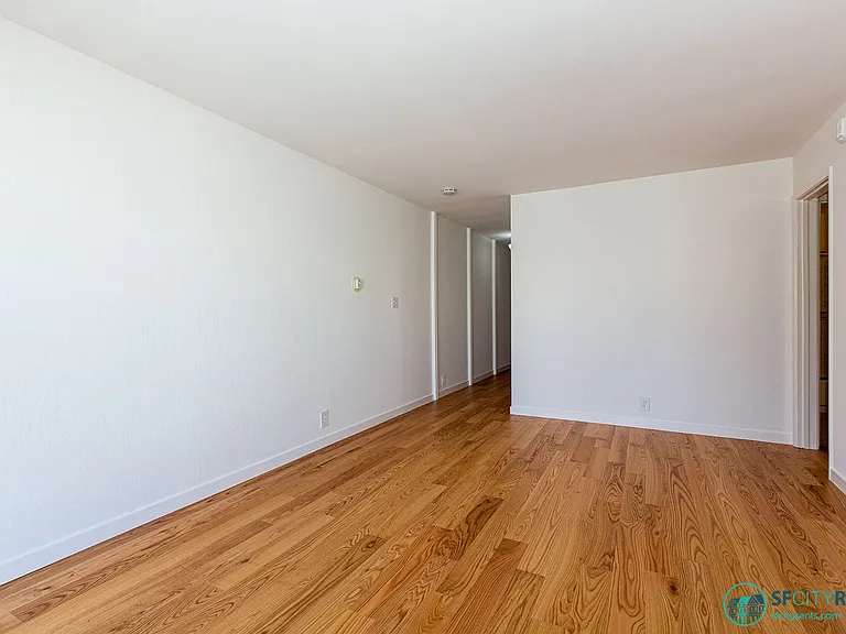 1332 10th Ave #204 — Photo 7