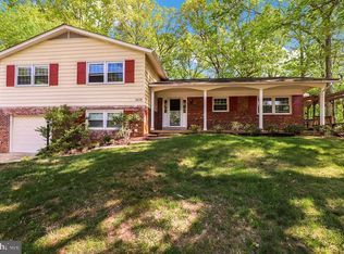 5028 Portsmouth Rd, Fairfax, VA 22032