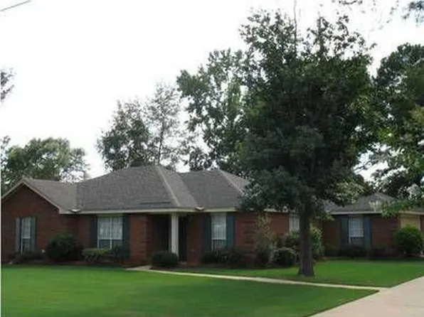 509 Saddlewood Dr, Pike Road, AL 36064
