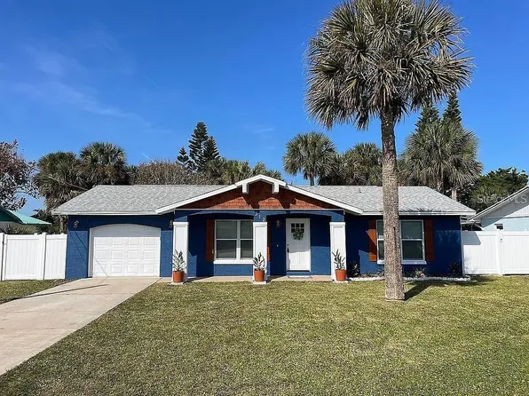 312 N 4th St, Flagler Beach, FL 32136