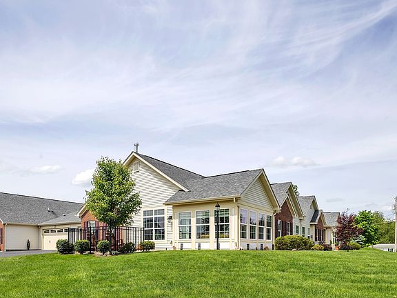 2nd image of 6153 Heatherfield Ct