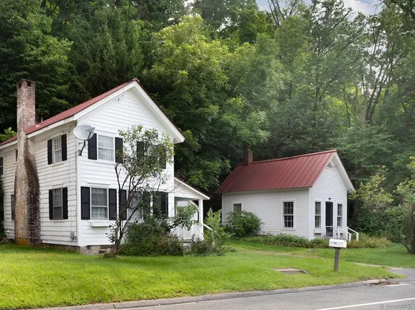 366-368 Lime Rock Road, Salisbury, CT 06039