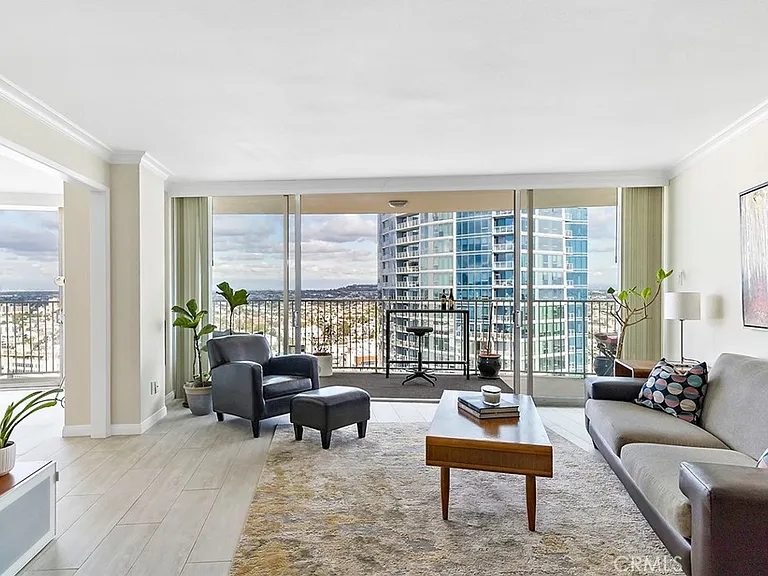 700 E Ocean Blvd #3003 — Photo 3