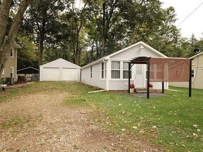 3052 Baseline Rd, Allegan, MI, 49055