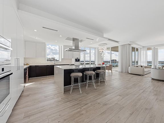 5th image of 3730 N Ocean Drive #17-D