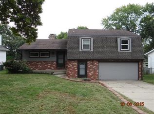 9433 Knox Dr, Overland Park, KS 66212