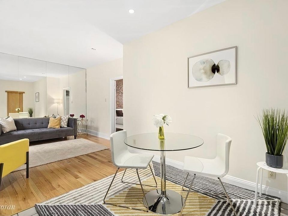 1st image of 467 Pacific St APT 17