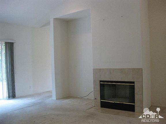 5th image of 43725 Milan Ct
