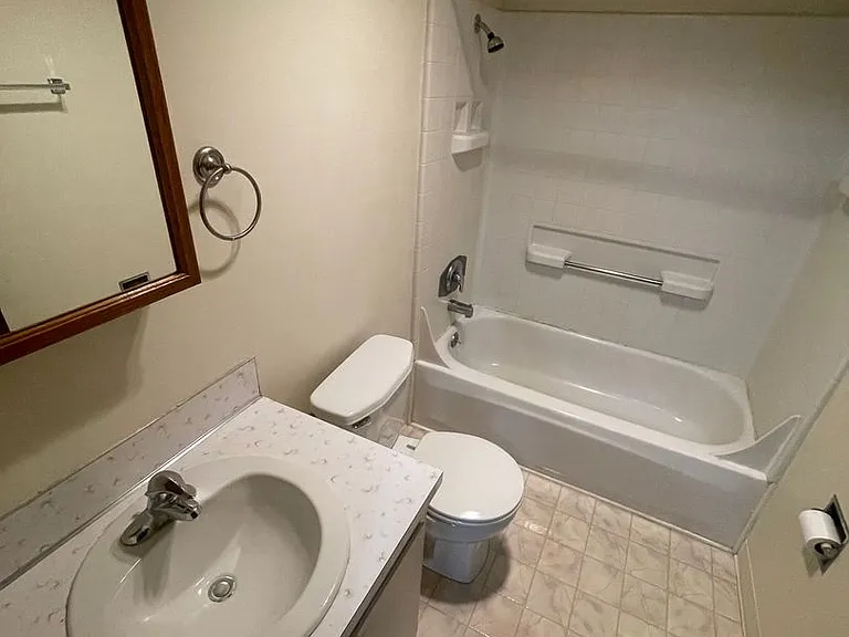 32000 Pineway Rd #14 — Photo 5