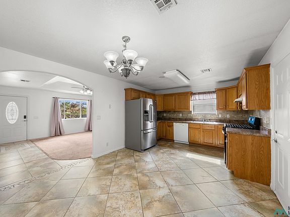 5th image of 1300 S 9th St