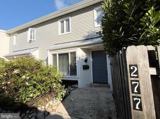 277 W Chelsea Cir, Newtown Square, PA 19073