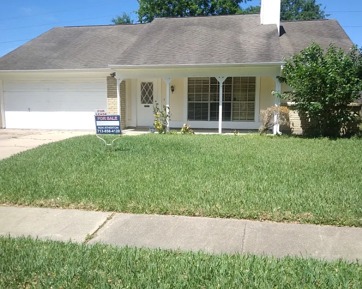 12006 Yearling Dr — Photo 1