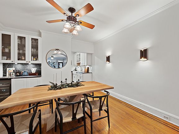 4th image of 417 Baldwin Ave