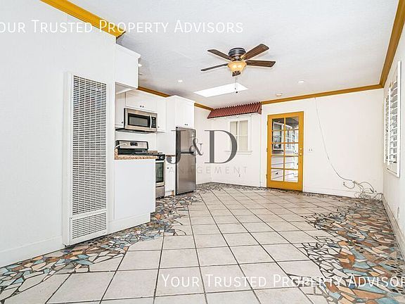 3rd image of 1762 Hornblend St #B
