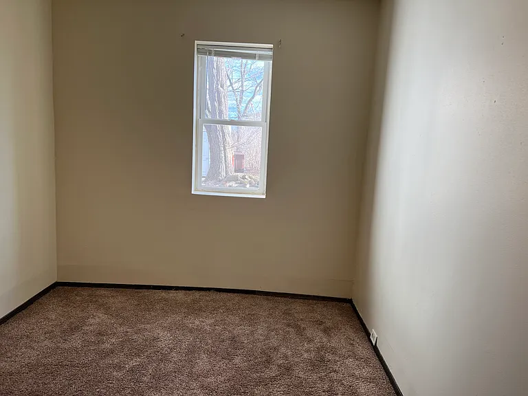 743 Eddy St — Photo 22
