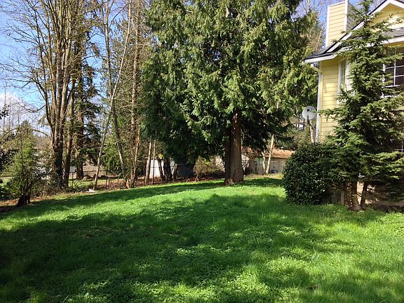 2nd image of 2414 109th Ave SE