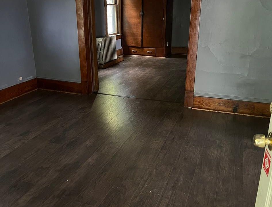 1st image of 1100 E 64th St #1
