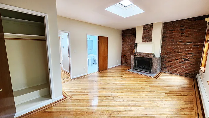 Rented by Ideal Properties Group | media 9