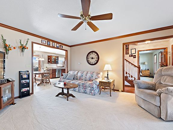 5th image of 1176 Guinevere Ln