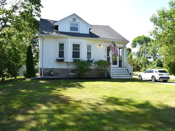 26 Cross St, West Bridgewater, MA 02379