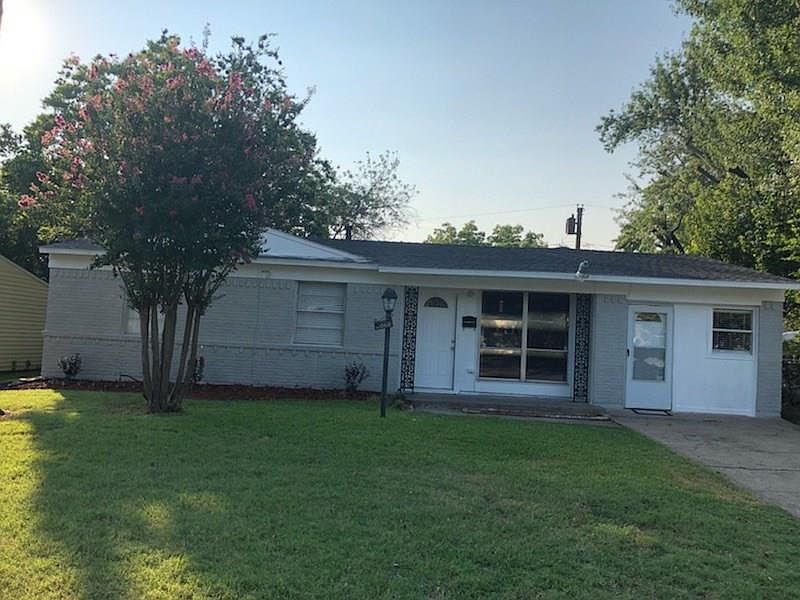 1st image of 3105 Caribbean Dr