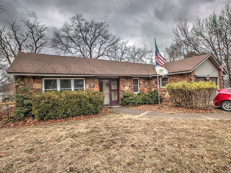 1st image of 70065 S 336th Ct