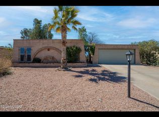 10520 E Observatory Dr, Vail, AZ 85641