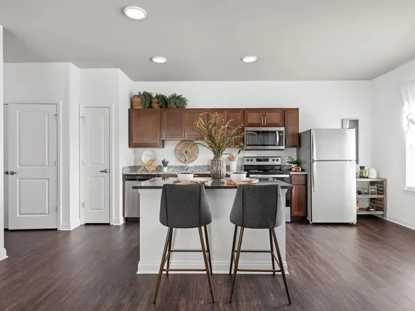 Union Club Apartments