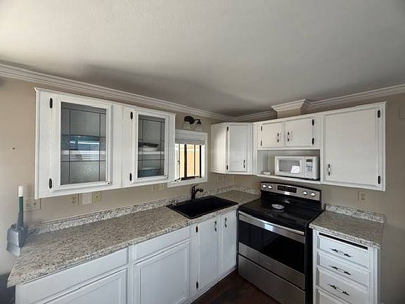 5th image of 3403 E Main St #1103